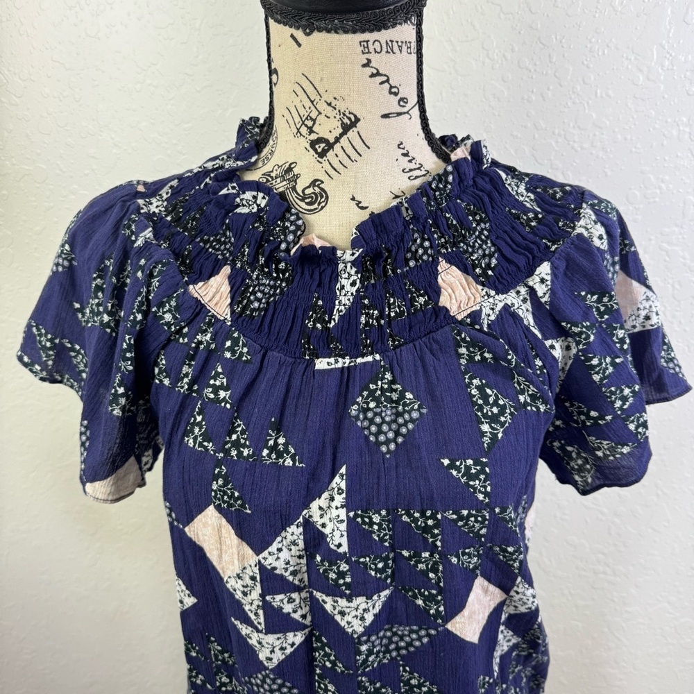 Madewell blouse smocked mock neck XS patchwork boho casual Navy Geometric‎ Top - Picture 3 of 10